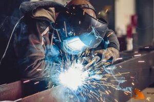 Layanan Pengelasan TukangPasuruan.com: Solusi Tepat untuk Kebutuhan Rumah dan Bangunan Anda