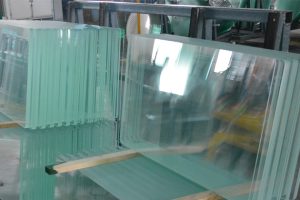 Biaya Pemasangan Kaca di Pasuruan/Pandaan: Murah, Terjangkau, Bergaransi, dan Cepat